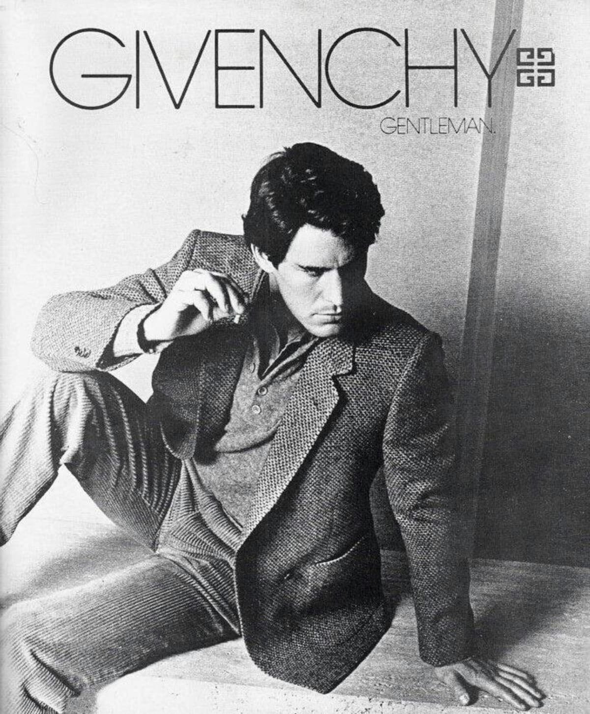 Comment savoir si Givenchy est vintage : Logos, étiquettes et conseils